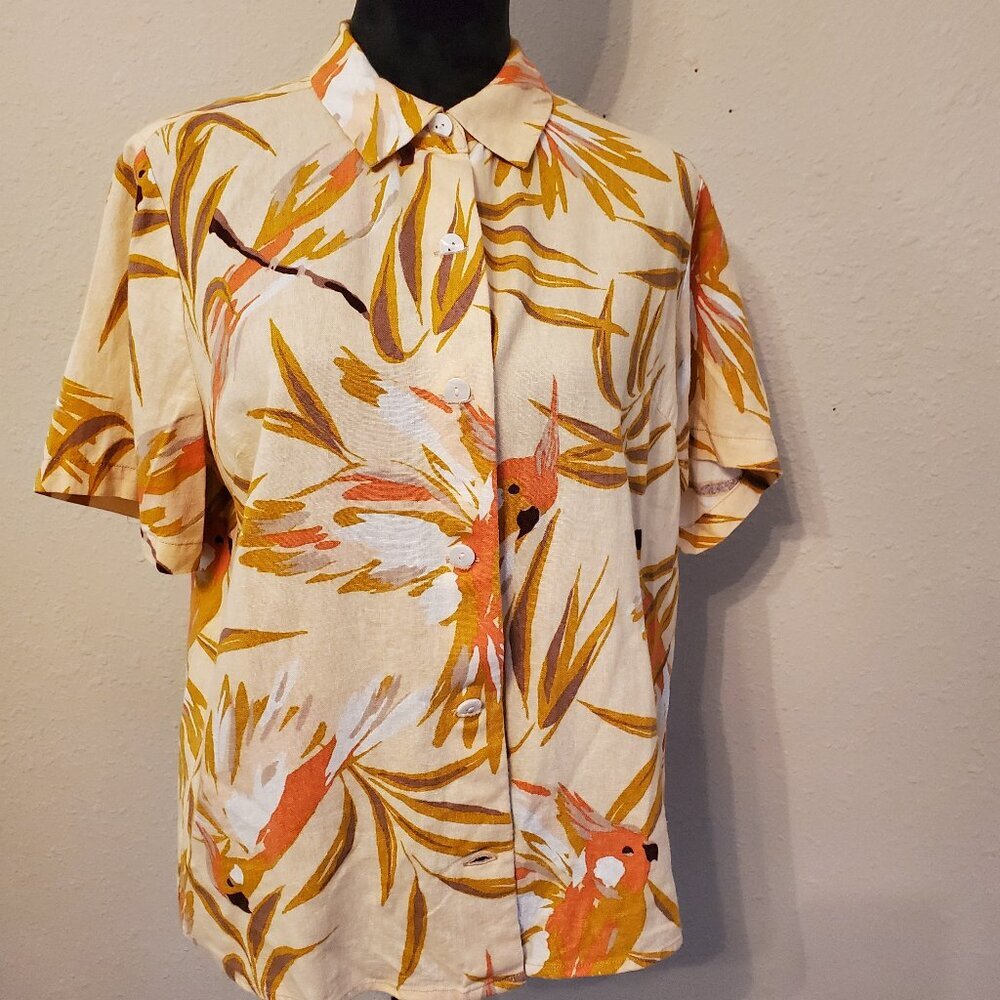 NWT Rafaella Linen Blend Paradise Print Women's Short Sleeve Blouse, Size M.